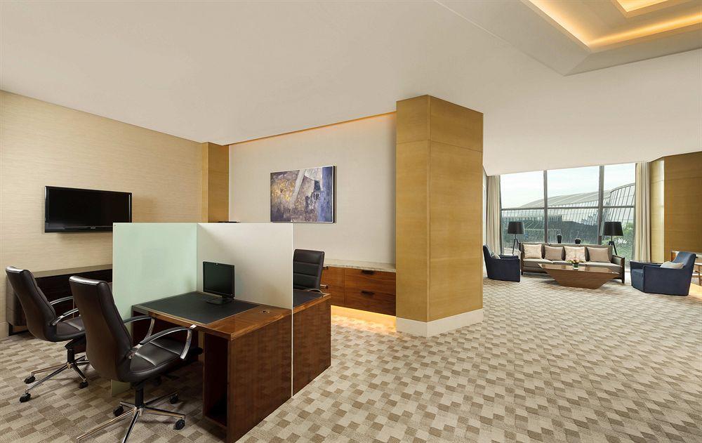 Sheraton Changchun Jingyuetan Hotel Exteriér fotografie