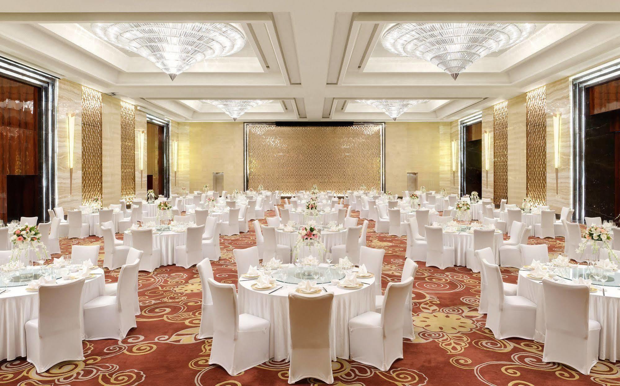 Sheraton Changchun Jingyuetan Hotel Exteriér fotografie